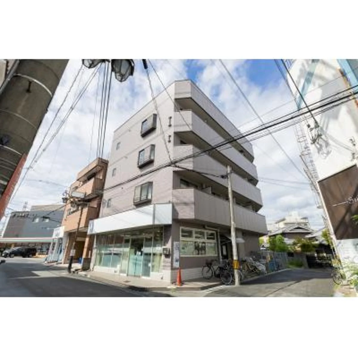 大阪府枚方市牧野下島町 メイン画像