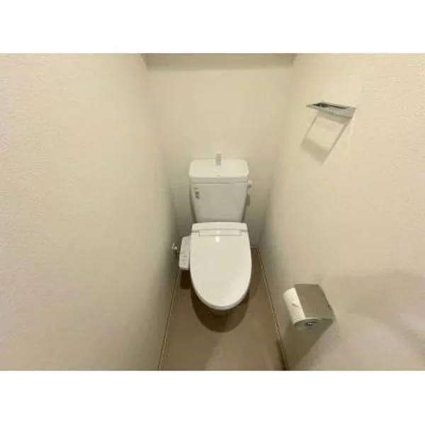 岡山県岡山市北区駅元町9-6 その他